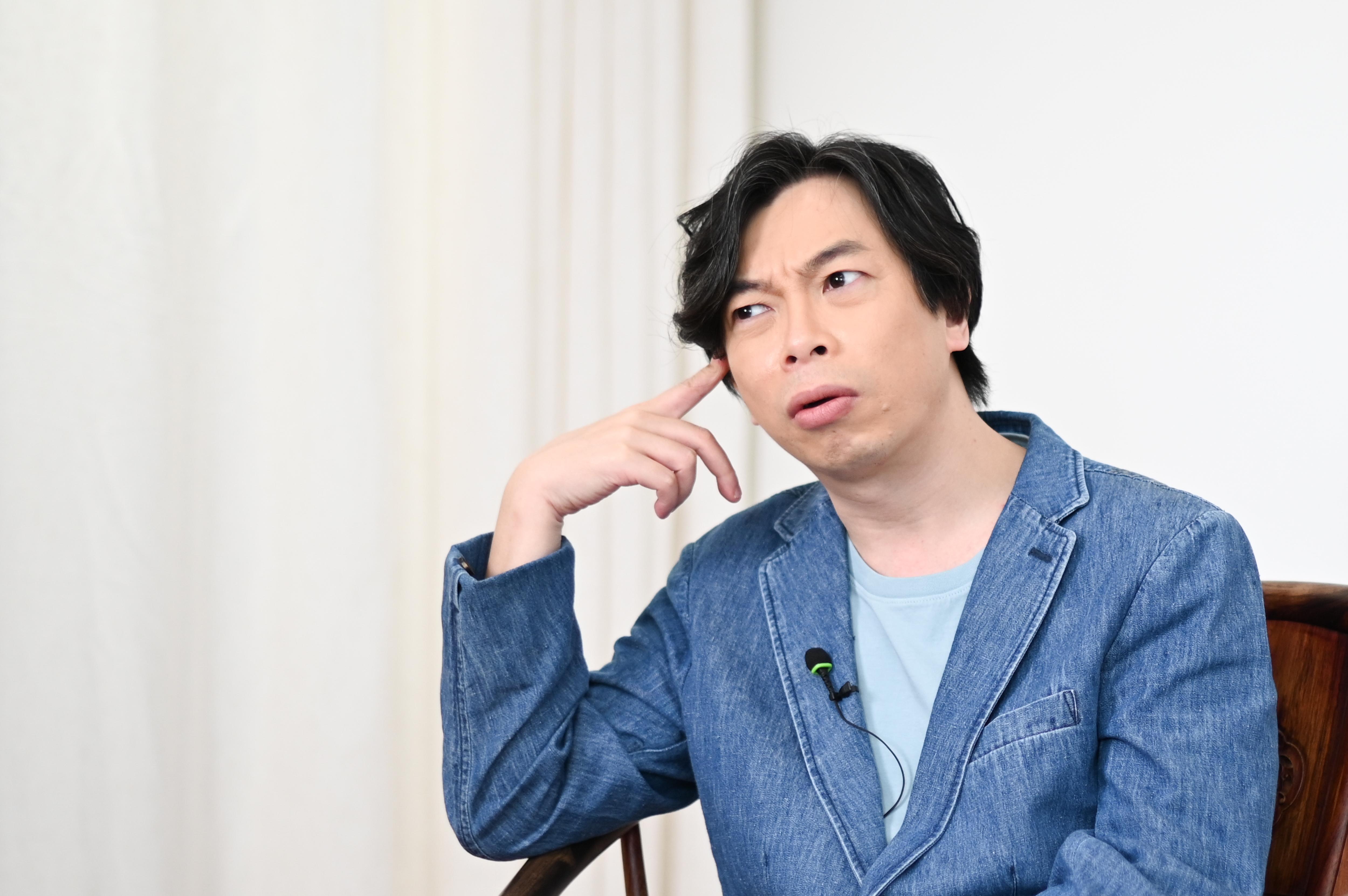 楊偉倫認為《死屍死時四十四》正反映香港人視樓如命的心態。(李睿哲攝)