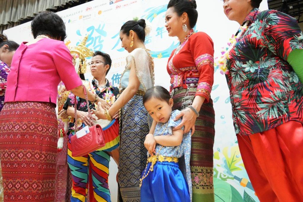 九龍城潑水節活動下周日復辦。