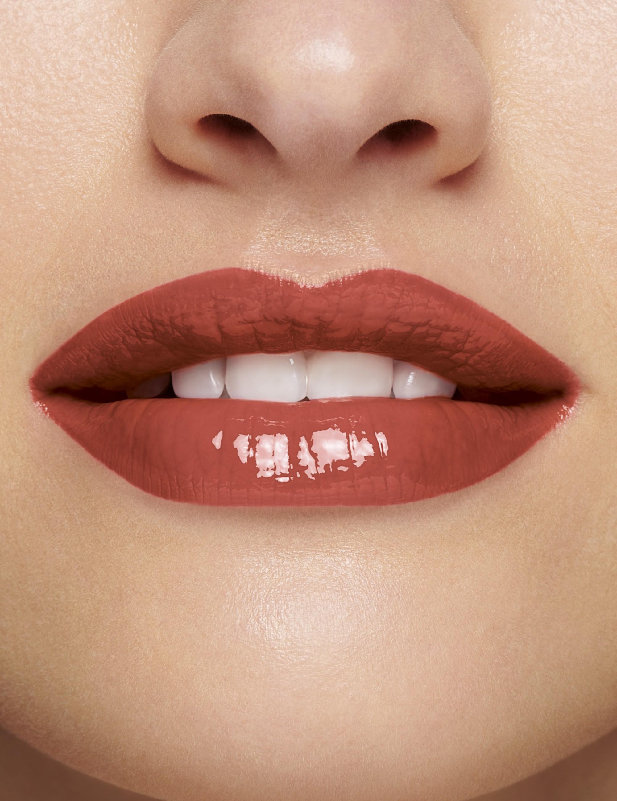 凝亮顯色護唇油—戀上山茶花限定版 (焦糖奶茶色) $230/7ml