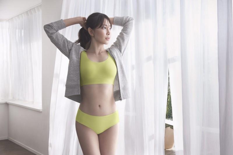 小嶋陽菜