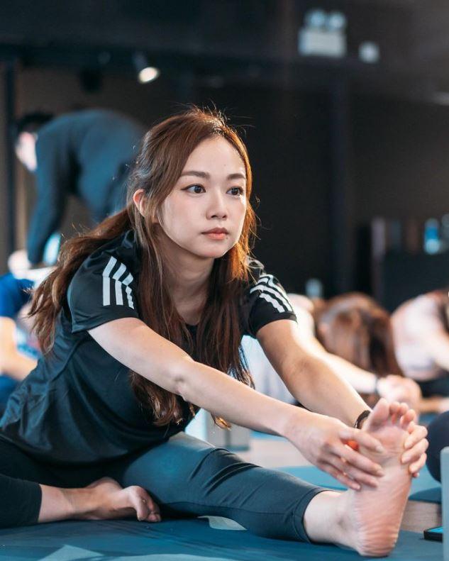 「足球女神」潘杰寧IG自爆已離婚 坦言浴火重生。(潘杰寧IG)