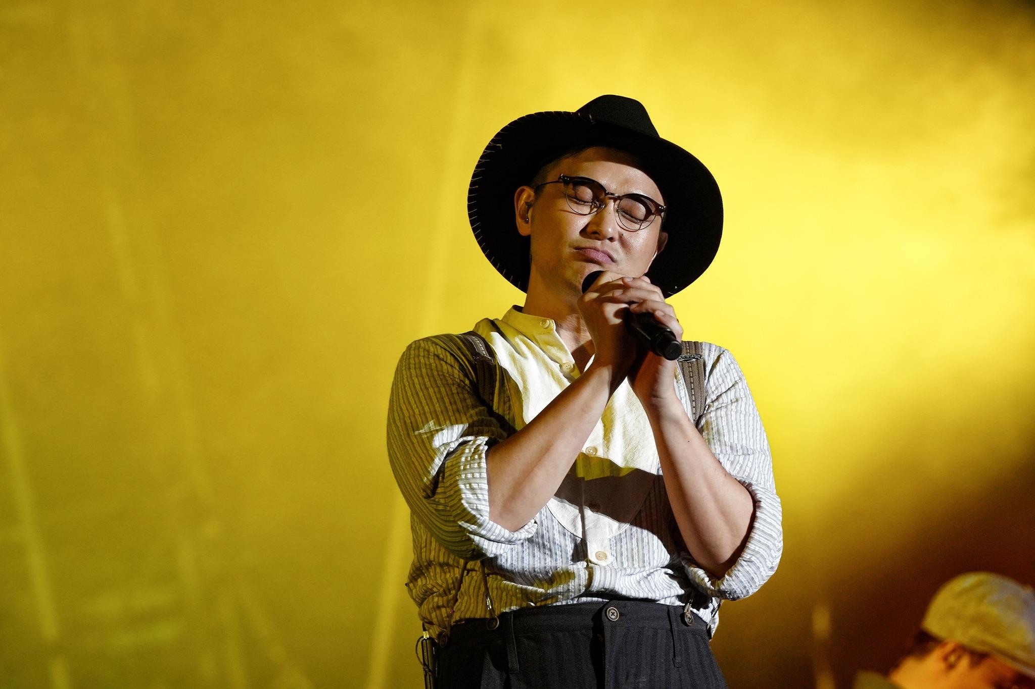 Herman自爆讀中學時經常模仿6號唱歌和造型。