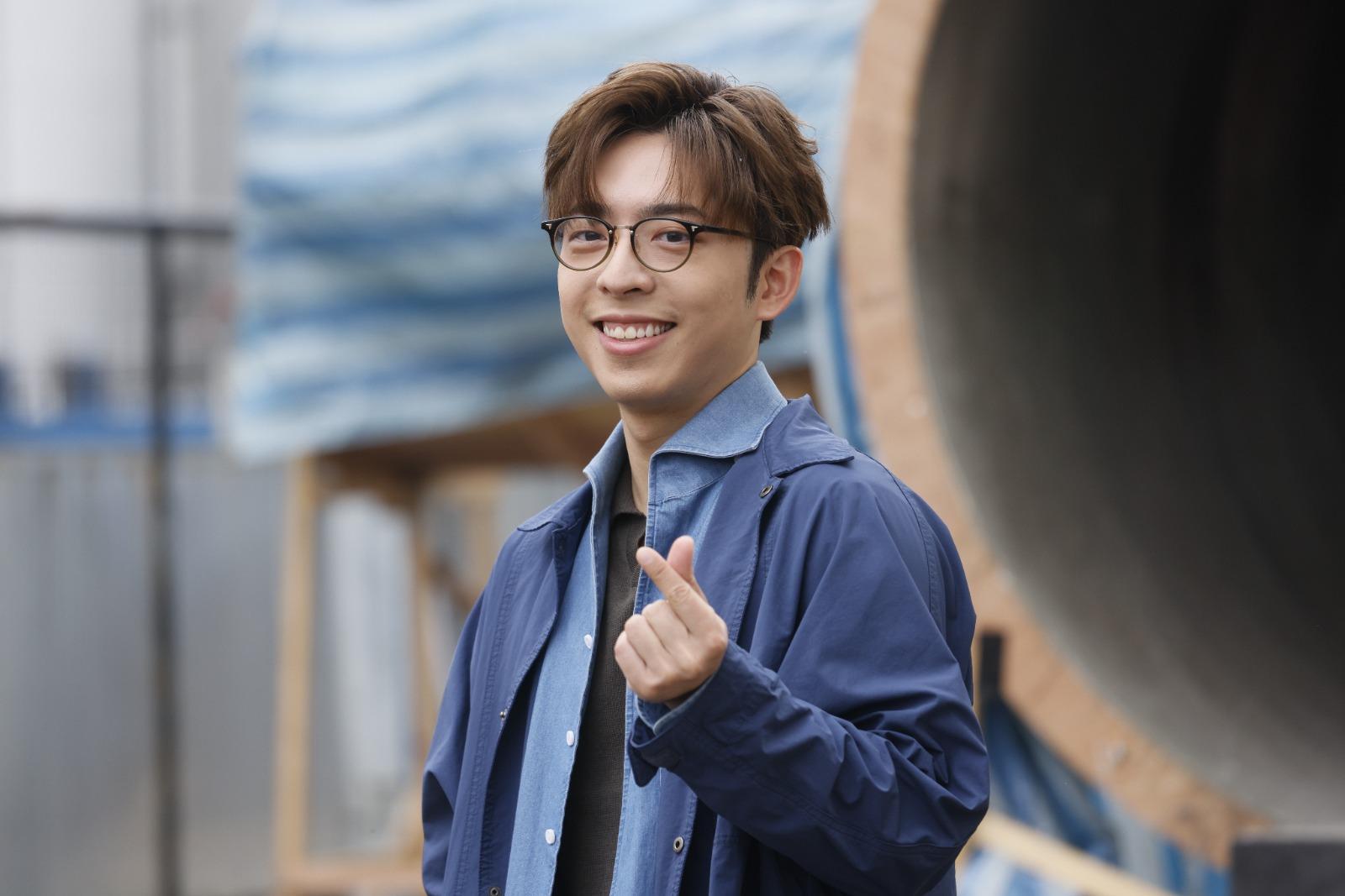 呂爵安出席英皇新片《盜月者》的開鏡儀式。 (蘇文傑攝)