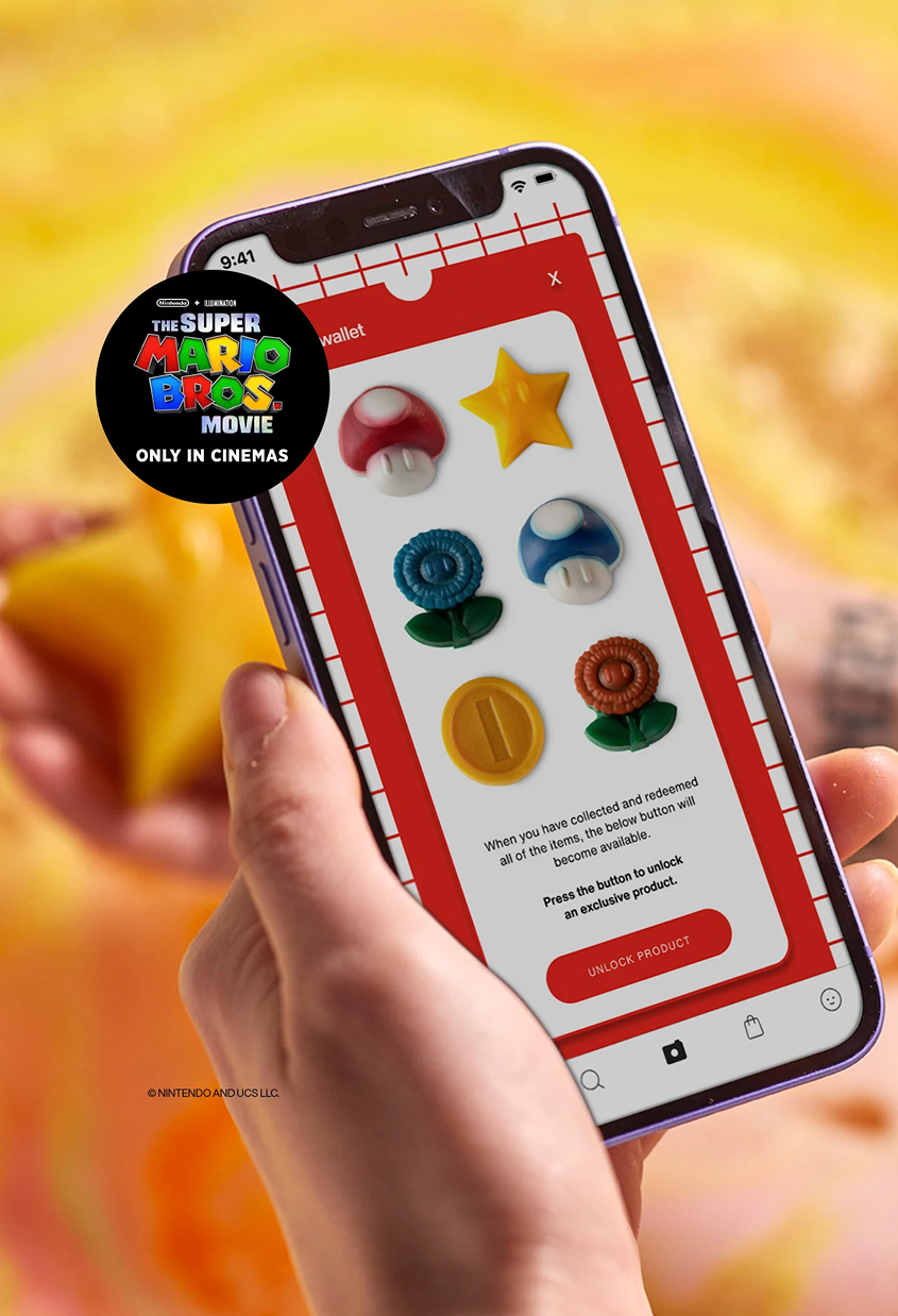 Lush X Super Mario系列|問號方塊汽泡彈內藏6款遊戲道具造型香氛皂。