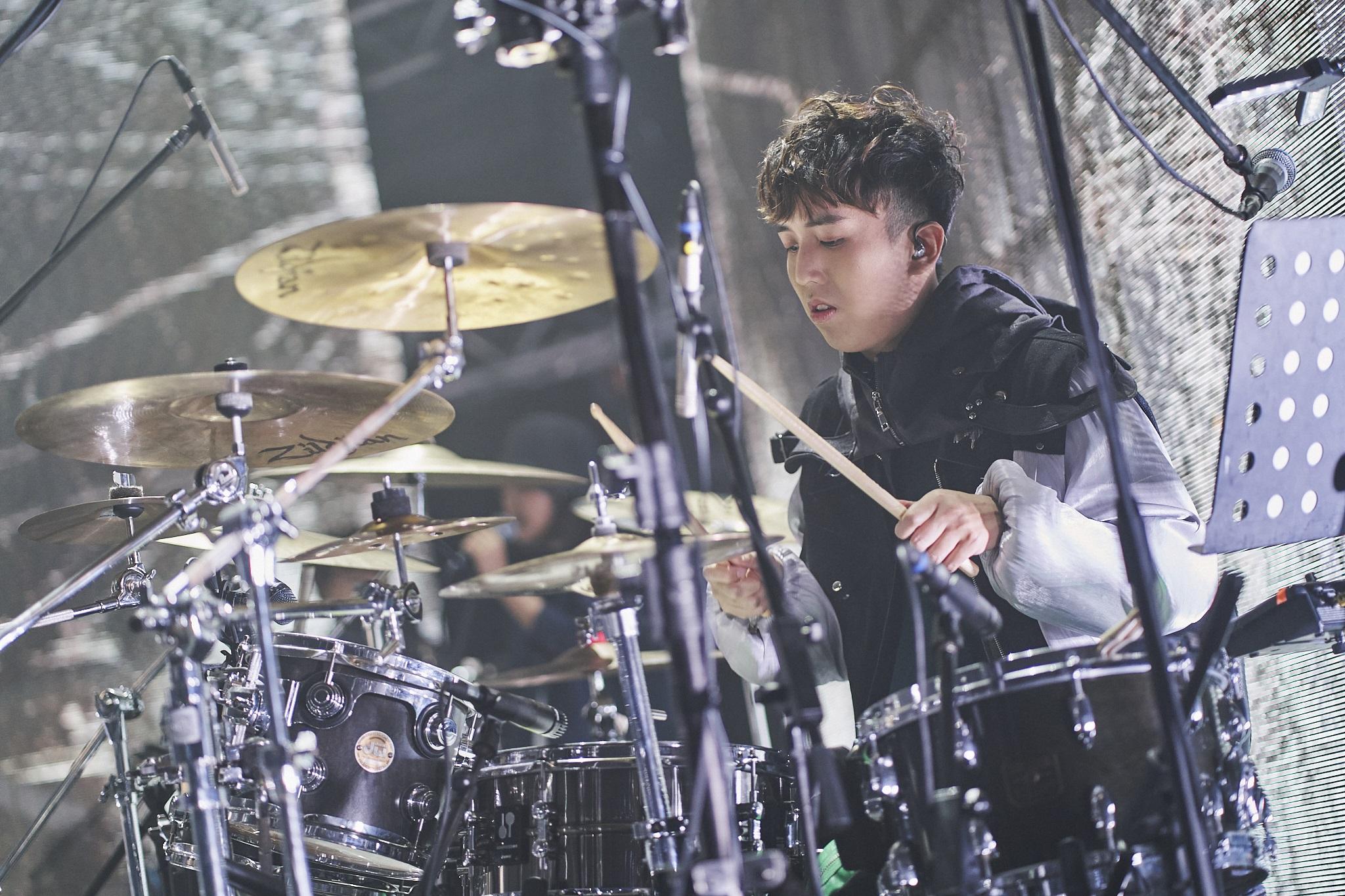 The Hertz 鼓手Marco。