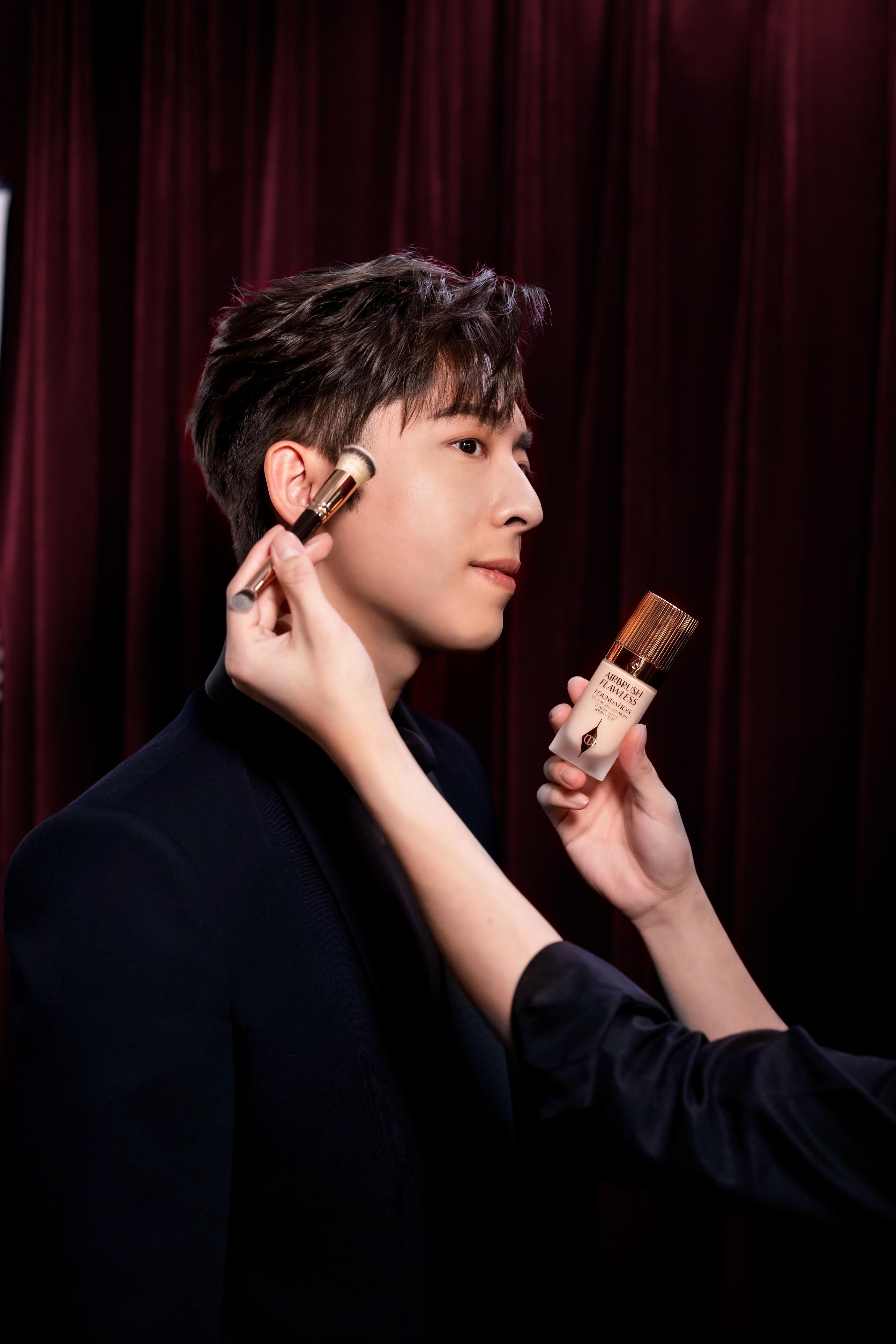 AIRBRUSH FLAWLESS FOUNDATION 輕盈無瑕粉底液– 3 NEUTRAL