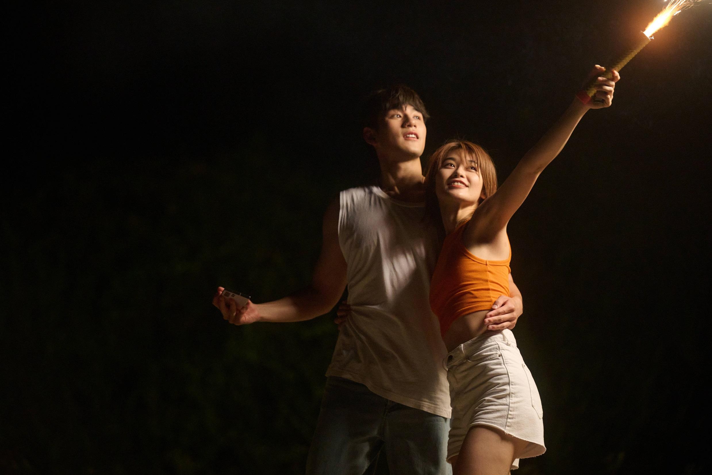 Jeffrey於MV中回憶與女友的甜蜜片段。