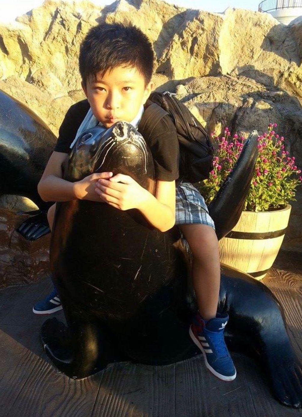 來自香港的LEO原來是奶精一名。