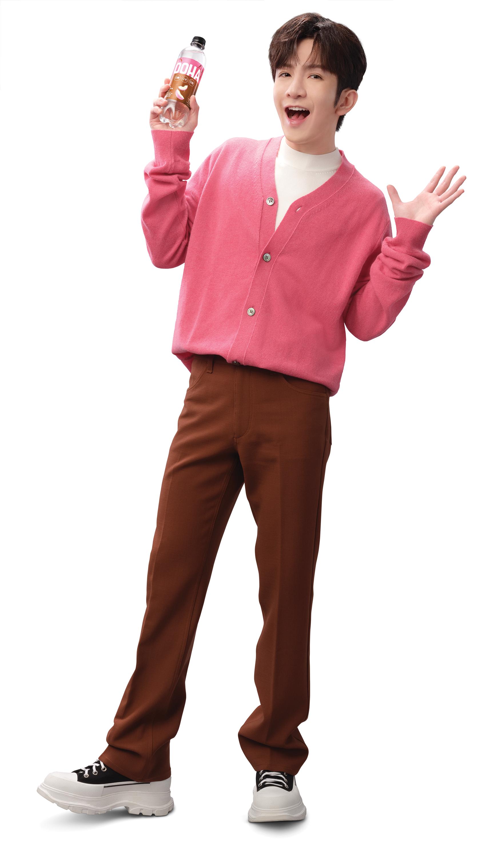 再度聯乘Anson lo拍攝全新廣告