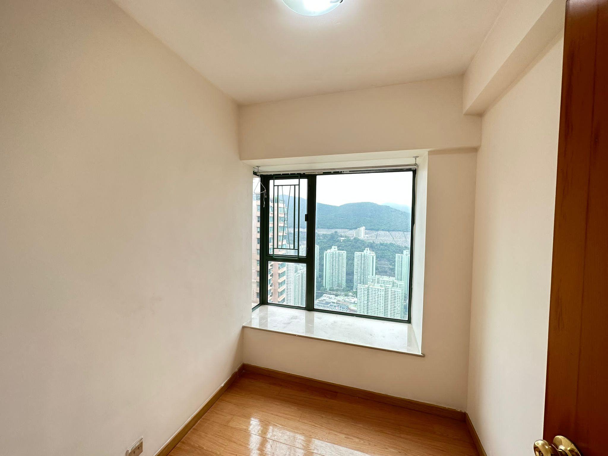 房間方正實用,外望全山景,非常通爽。(代理提供)