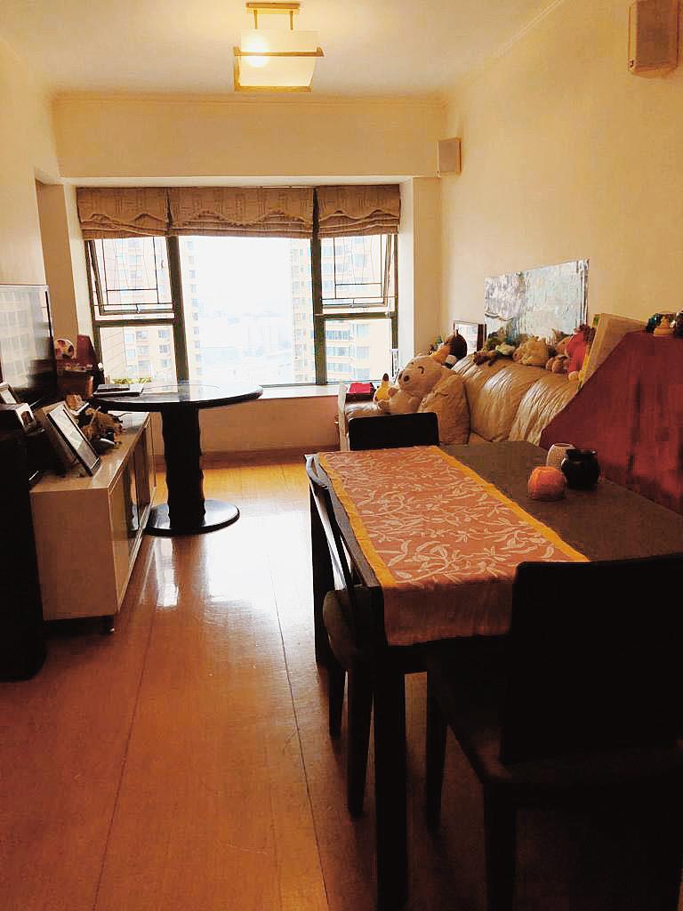 單位非新裝,但整體企理,大廳間隔亦實用,兼景觀開揚。(代理提供)