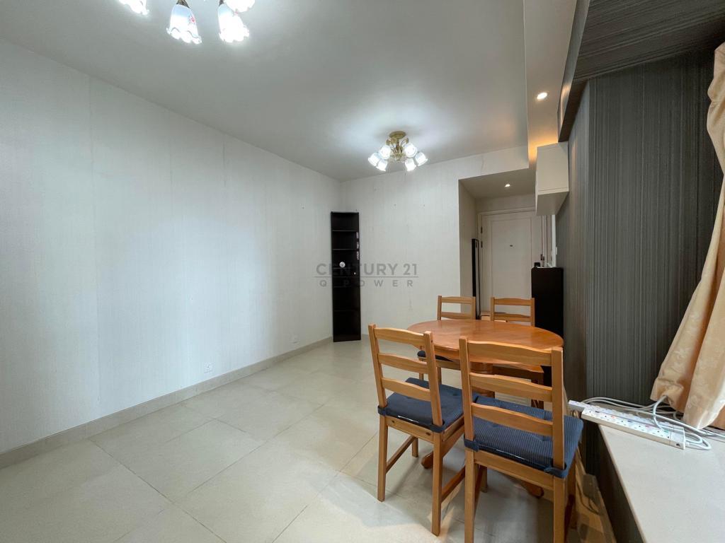 長方形開則大廳,空間闊落見使。(代理提供)