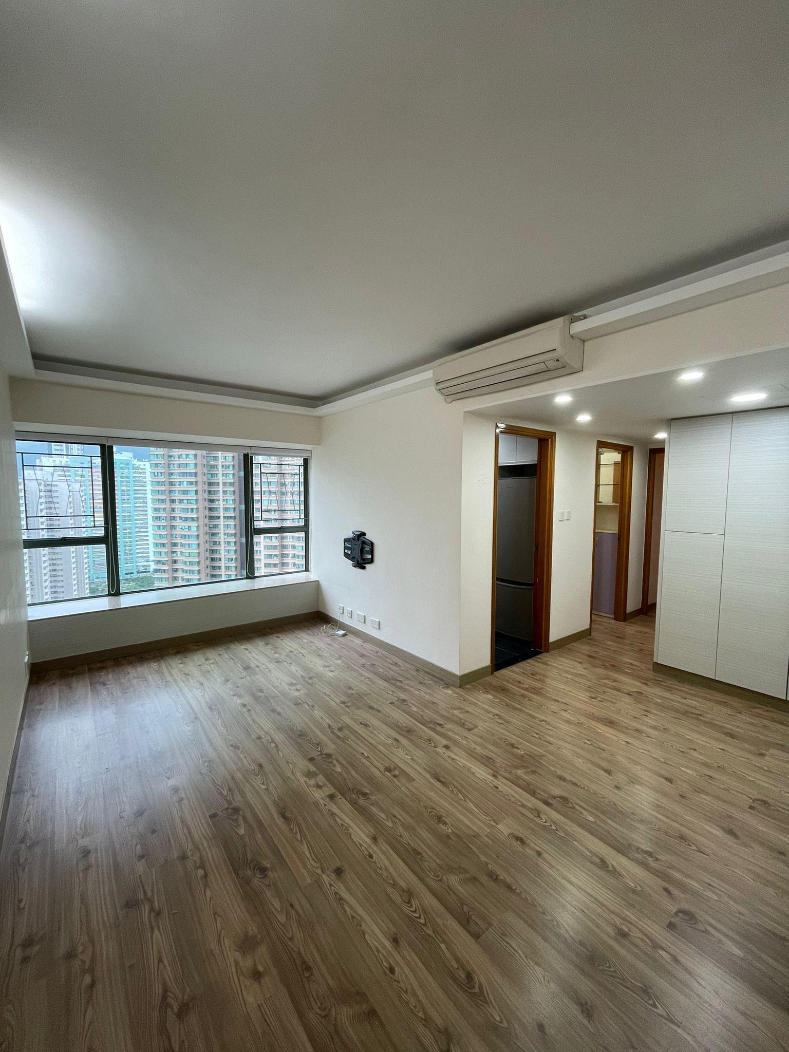 單位原則為兩房連多用途房,現多用途房已被拆走,令客廳空間更加闊落。(代理提供)