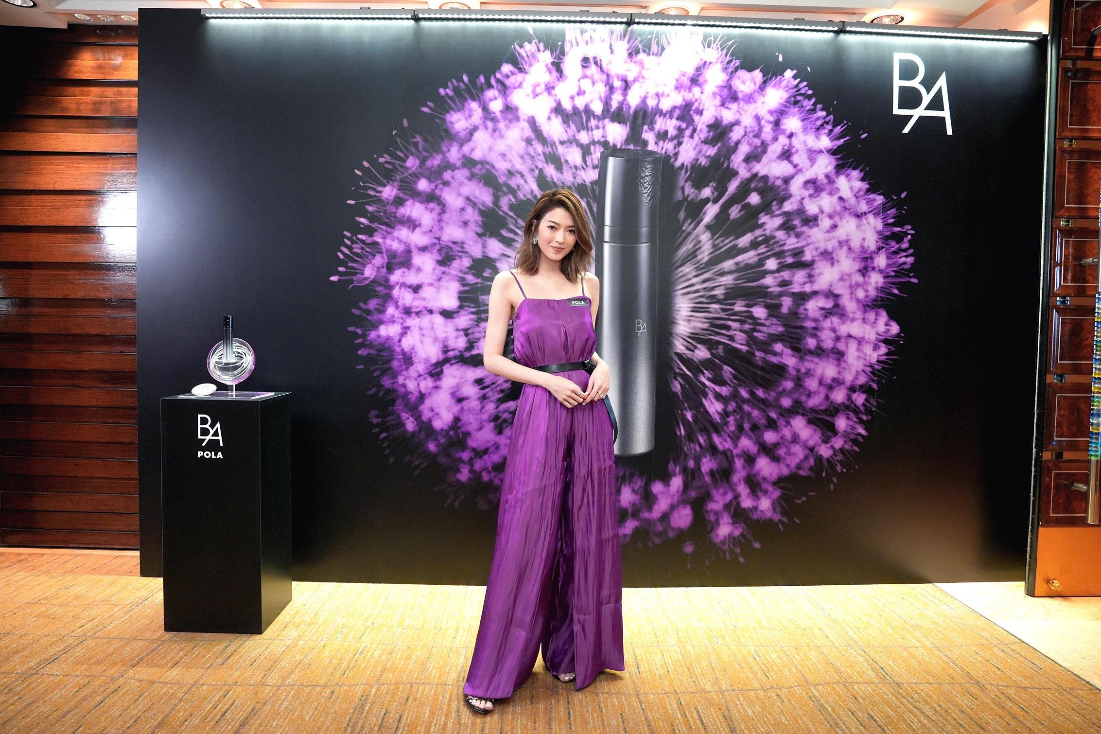 剛完成婚禮的連詩雅