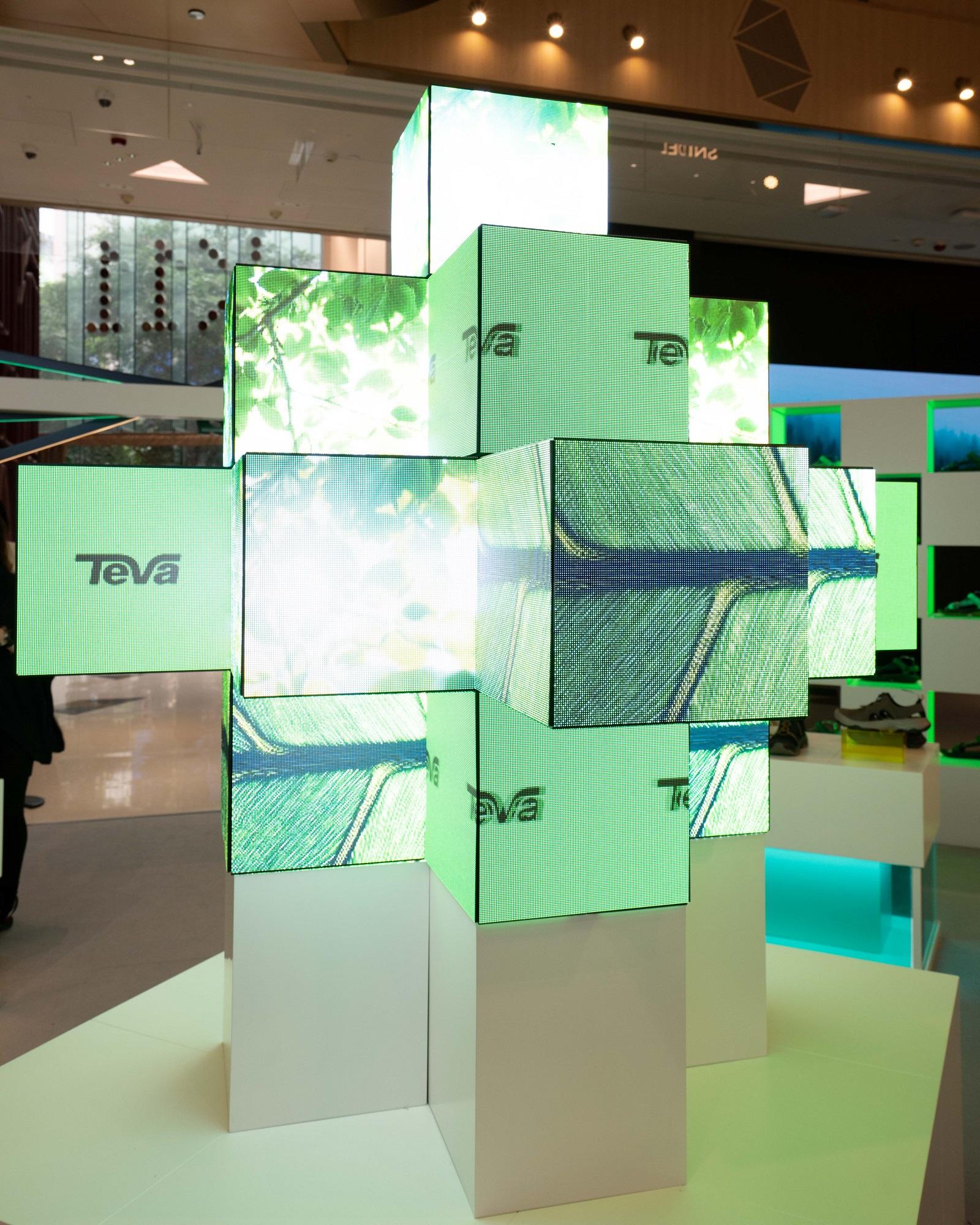 THE TEVA EXPLORER HUB巨型電子藝術影像裝置