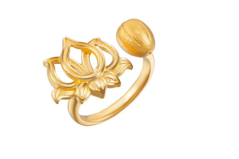 景福珠寶佳偶天成系列999.9足金戒指;售價約$4,591。