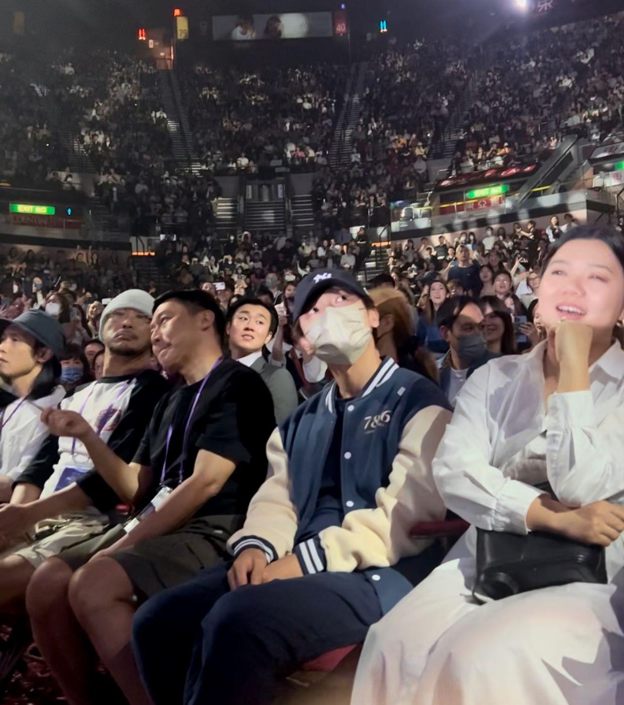 林宥嘉唱出林家謙為他炮製的廣東歌《壞與更壞》。