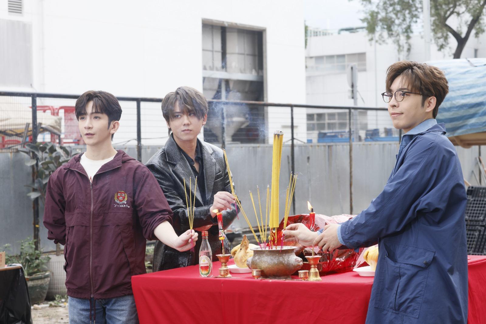 Anson Lo、姜濤、呂爵安出席英皇新片《盜月者》的開鏡儀式。 (蘇文傑攝)