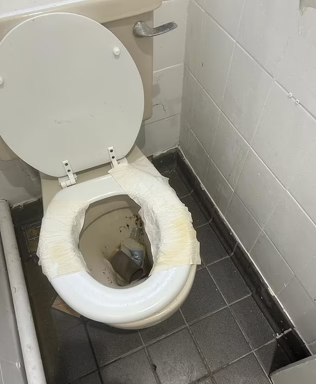 酒店其中一個廁所。(互聯網)