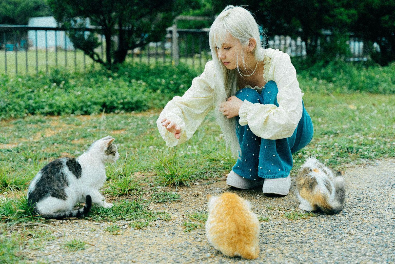 Nancy Kwai赴沖繩拍攝自己首個個人MV。