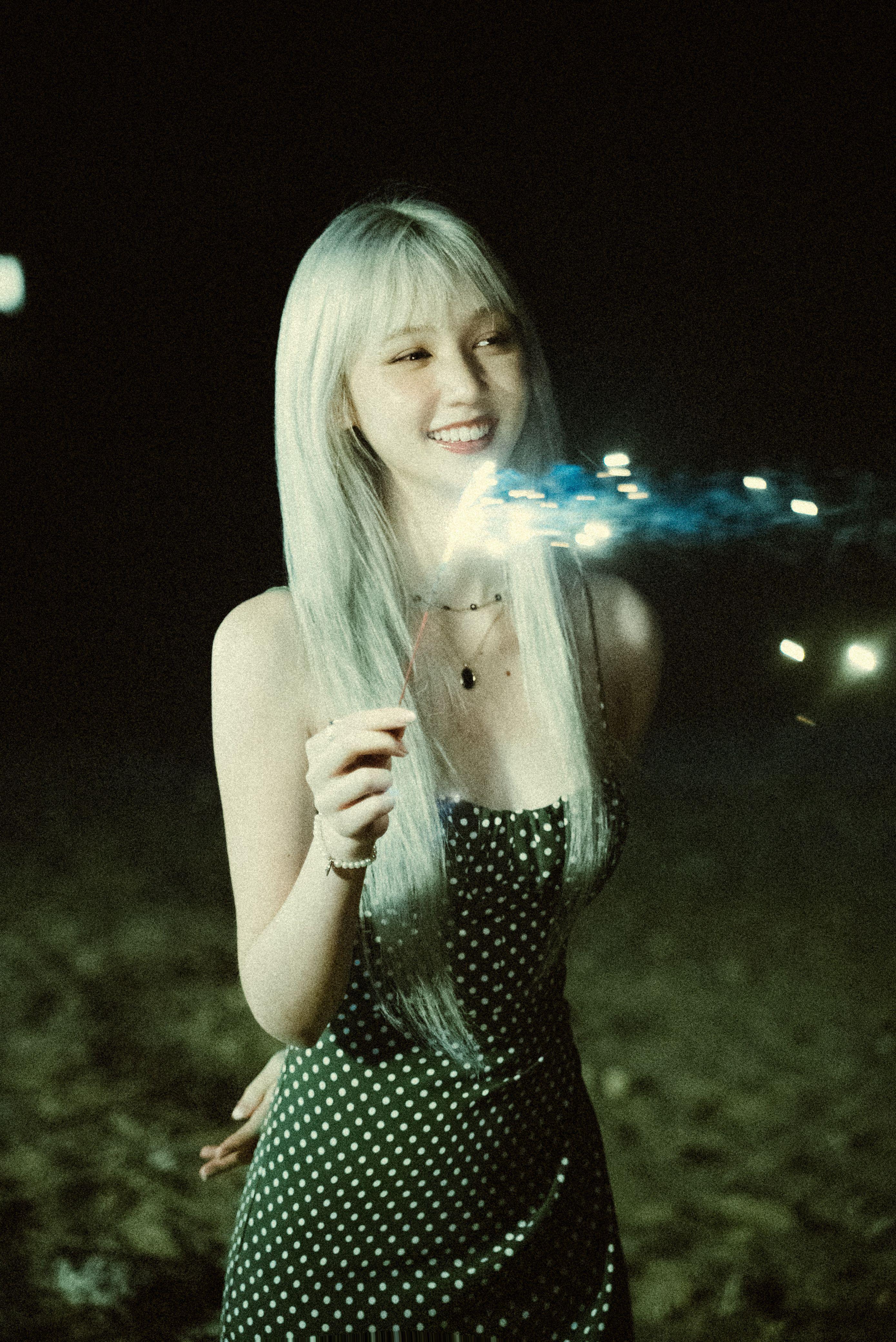 Nancy Kwai赴沖繩拍攝自己首個個人MV。