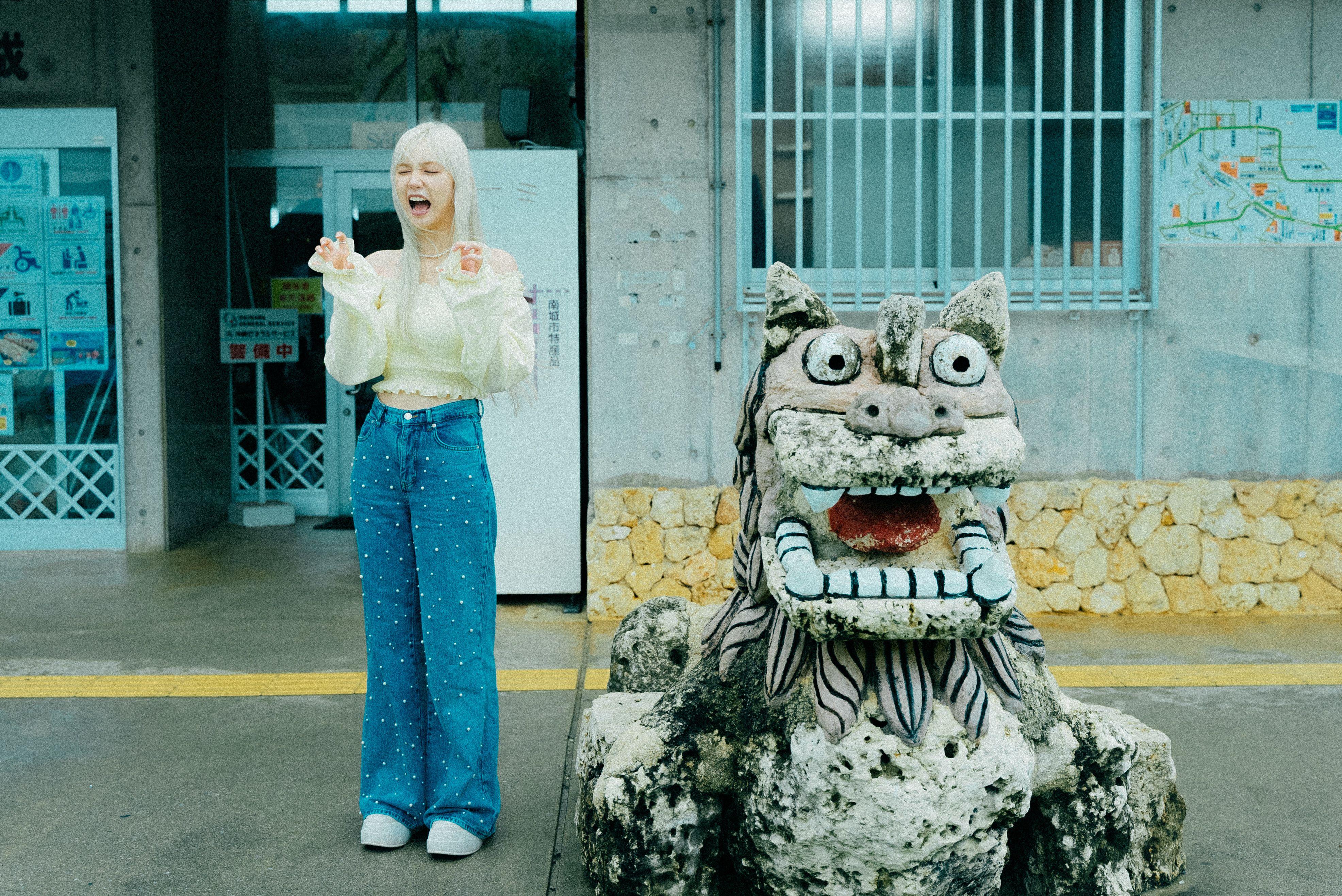 Nancy Kwai赴沖繩拍攝自己首個個人MV。