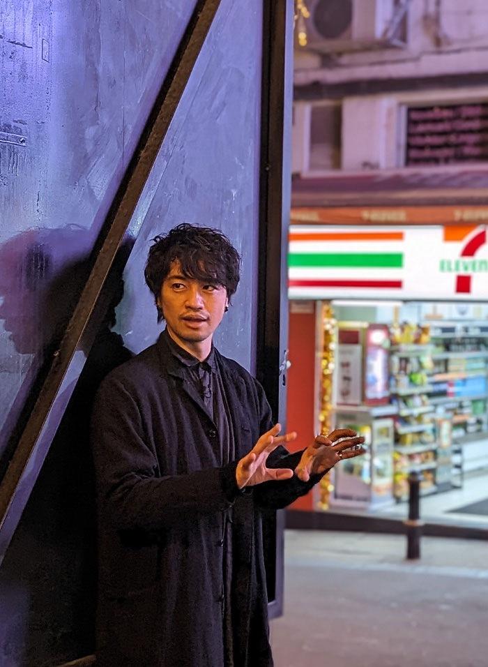 齋藤工為節目《Another Sky》到了港九各地取景。