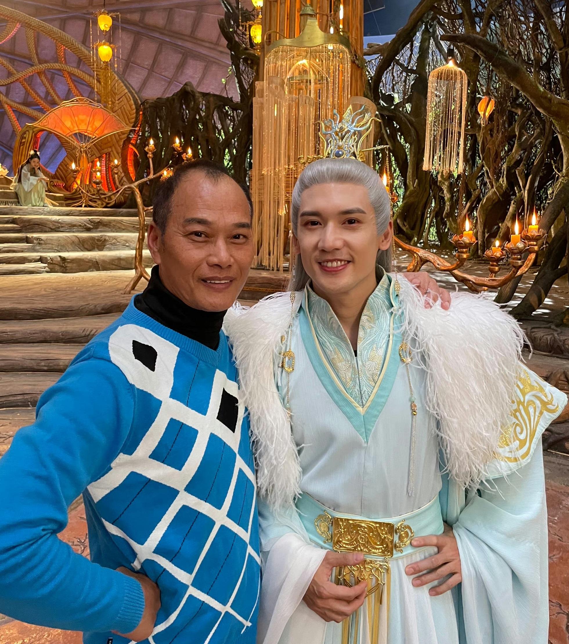 關智斌在《護心》一人分飾兩角。