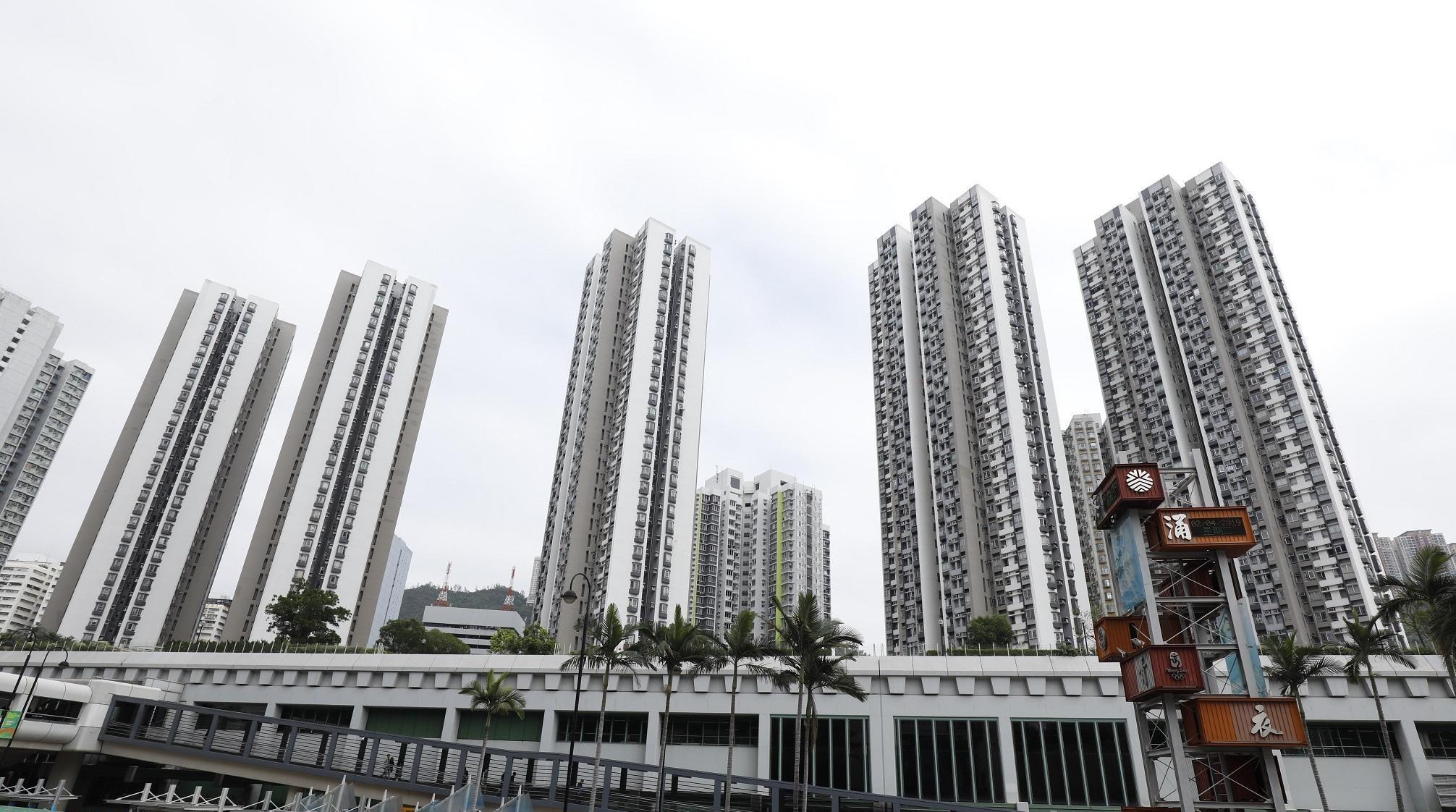 新葵芳花園位於港鐵葵芳站上蓋,附近各式民生配套齊全,向來受用家追捧。(資料圖片)