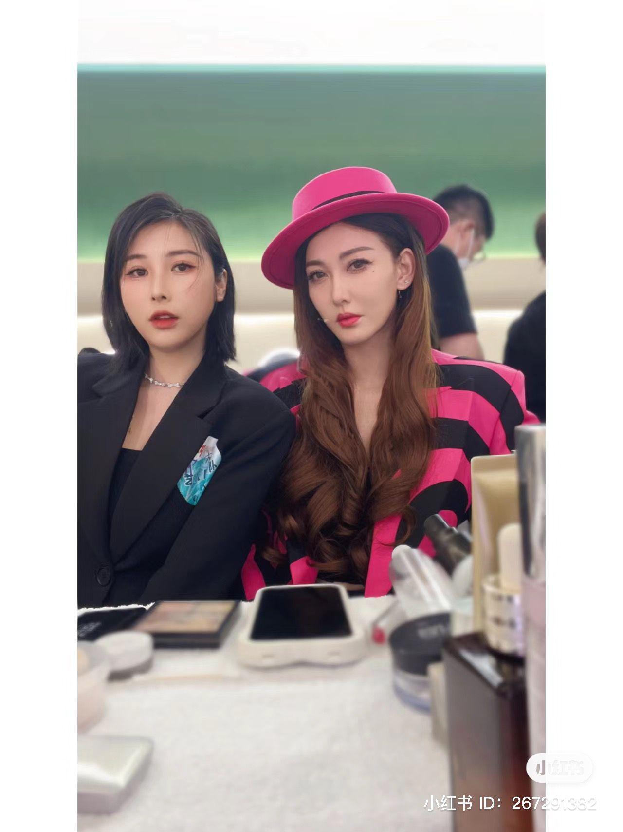 李彩華小紅書圖片