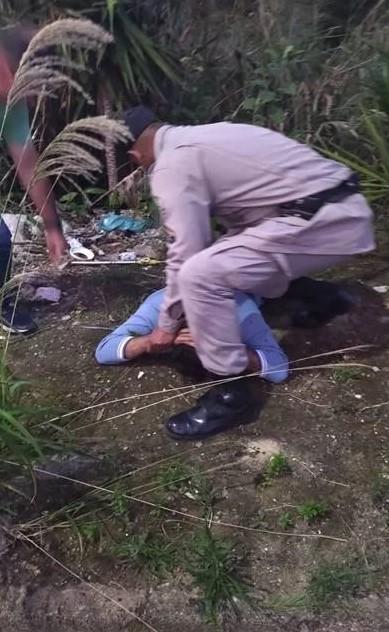 Mauricio被捕時。(Twitter)