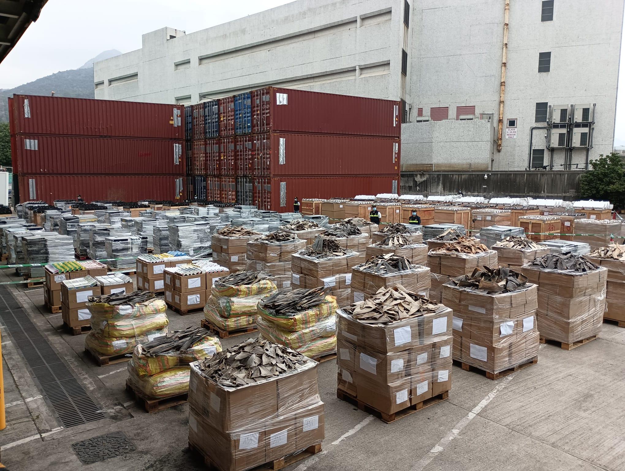 海關搗破3宗海路走私,檢值2億元魚翅及舊電子產品。