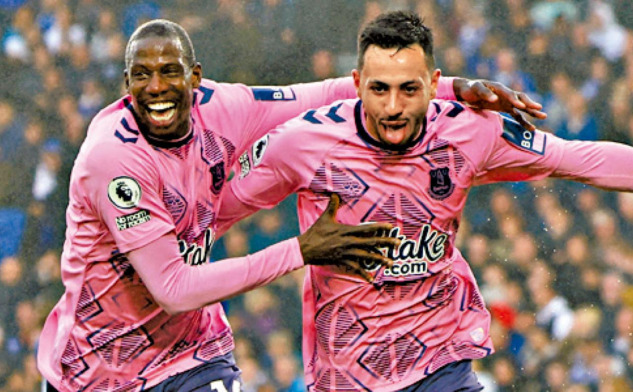 愛華頓杜哥利 麥尼爾