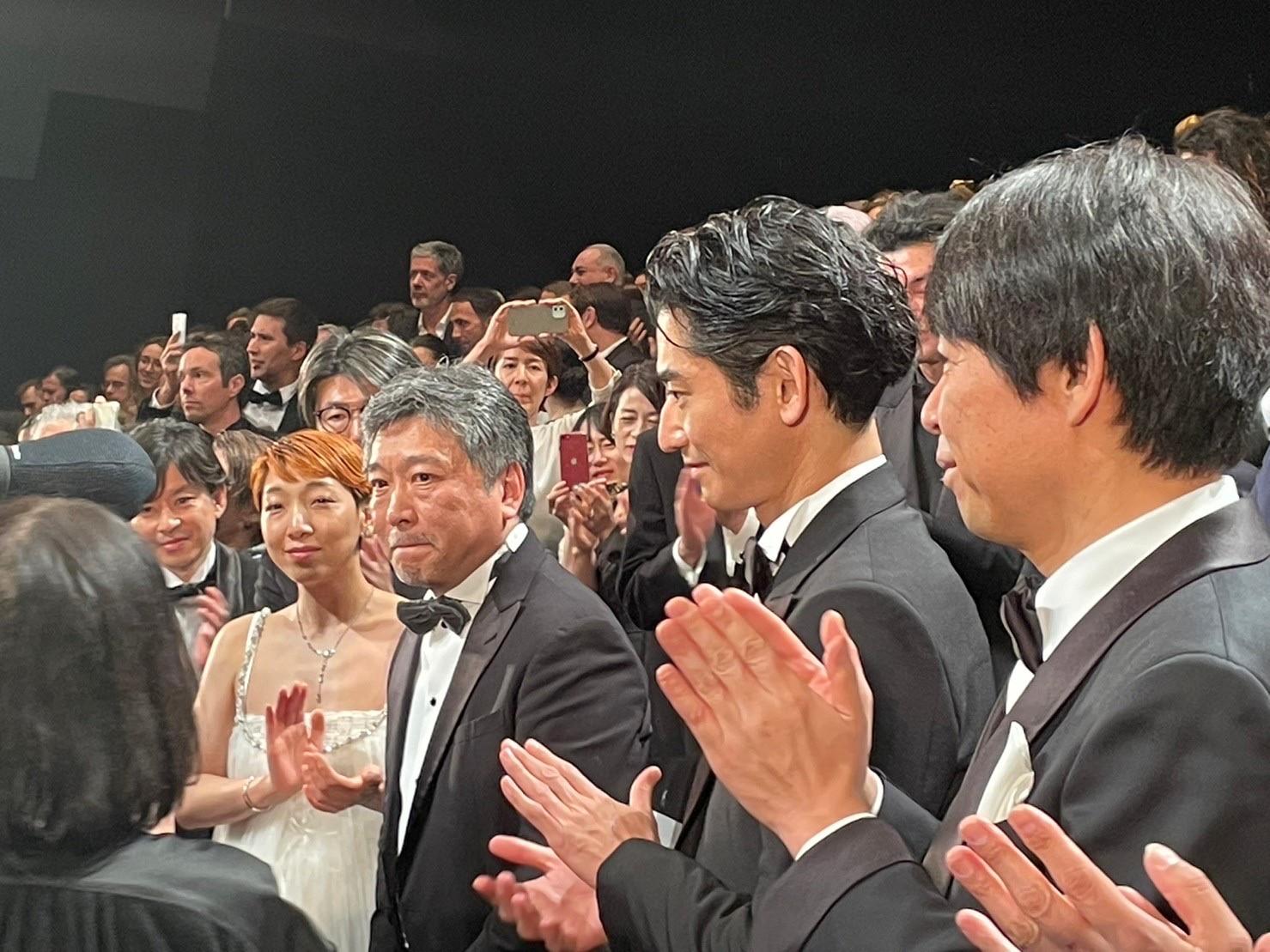 《怪物》全球首映,獲2千觀眾起立鼓掌9分半鐘。