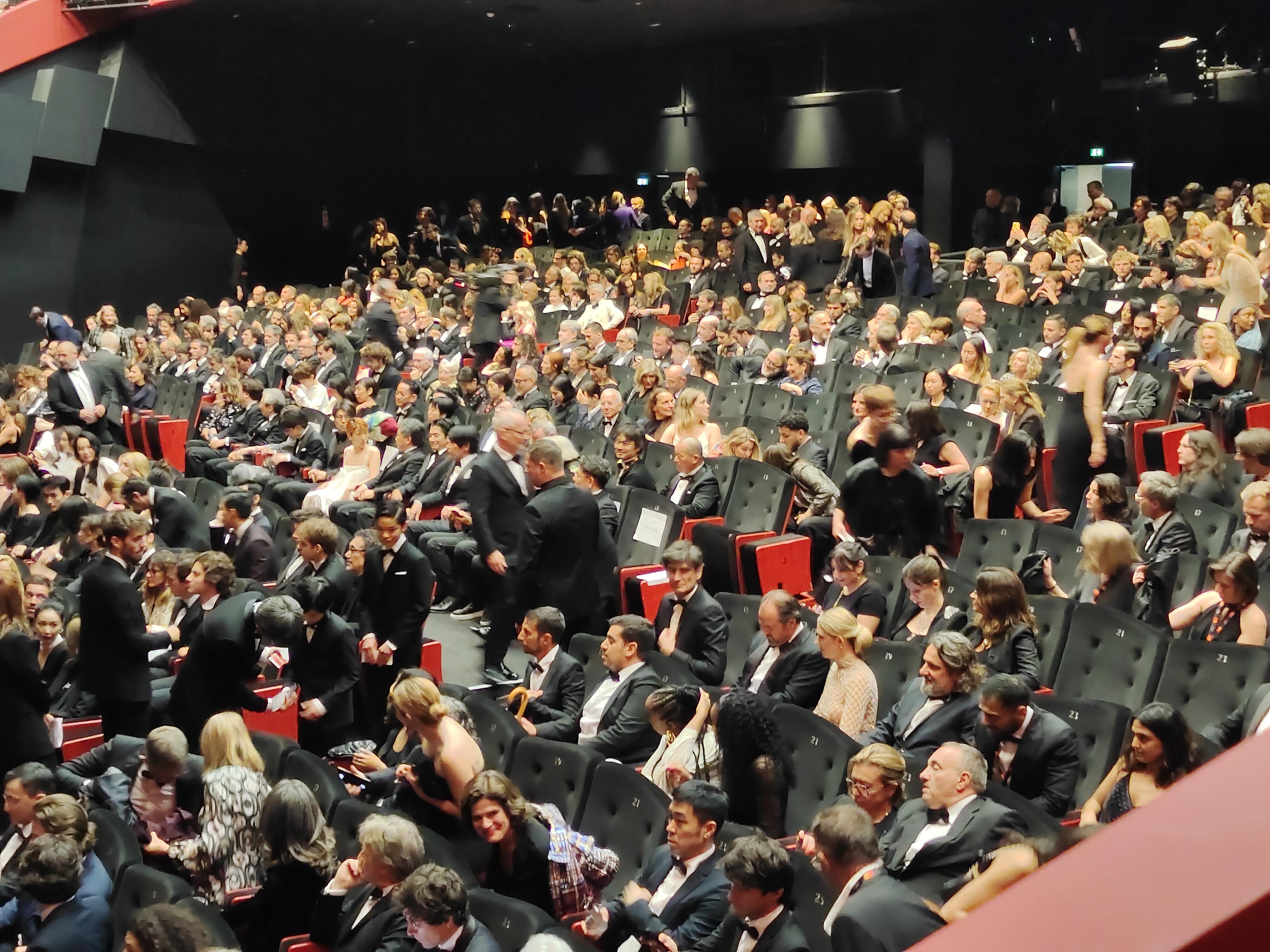 康城首映過後,關於《怪物》的好評亦不斷湧現。