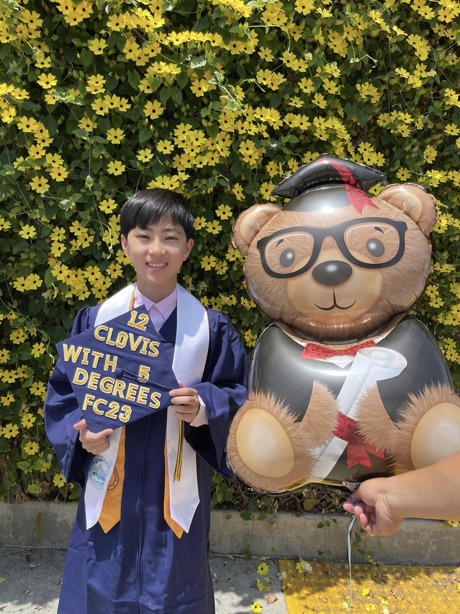 洪昊康(Clovis Hung)是該院校歷來最年輕的畢業生。(互聯網)