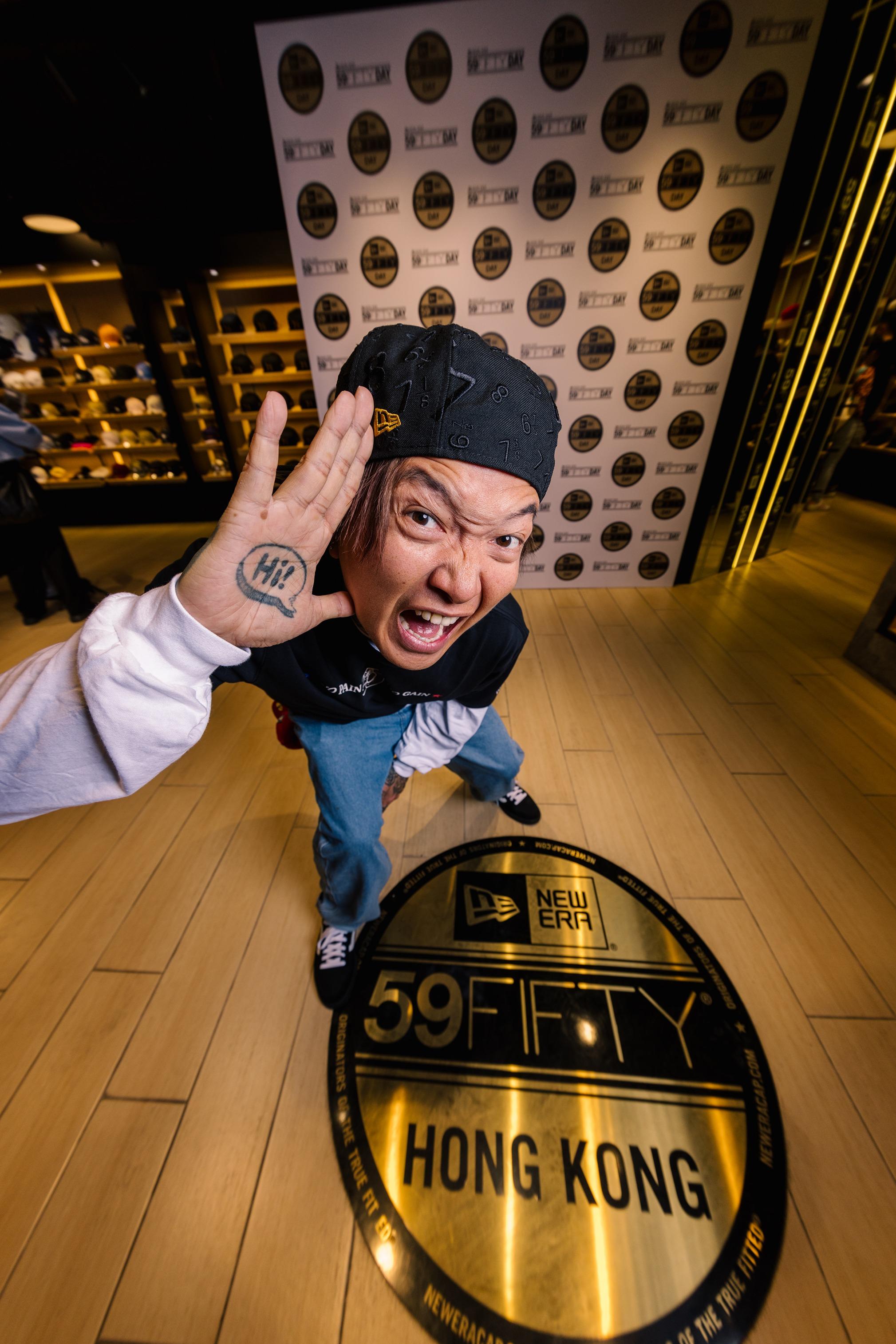 新生代嘻哈饒舌歌手JB及本地著名鼓手KB同為59FIFTY忠實用家,二人率先到門店試戴全新別注版帽款。