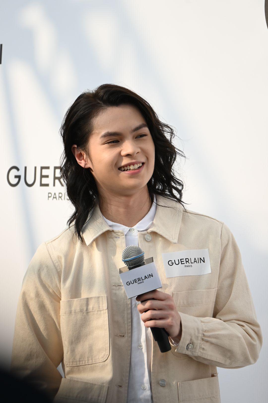 Tiger現身尖沙咀擔任美容護膚品牌揭幕嘉賓。