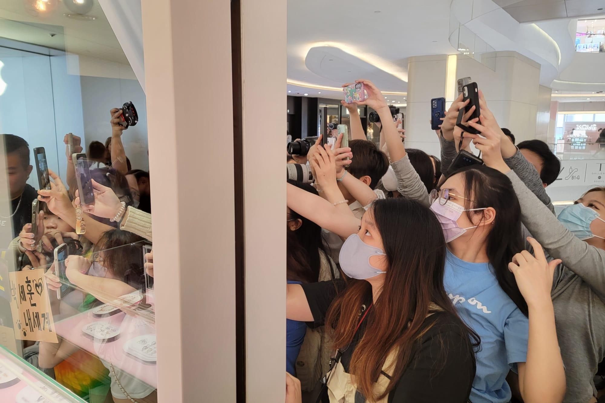 XODIAC吸引大批粉絲撐場。 (林俊源攝)