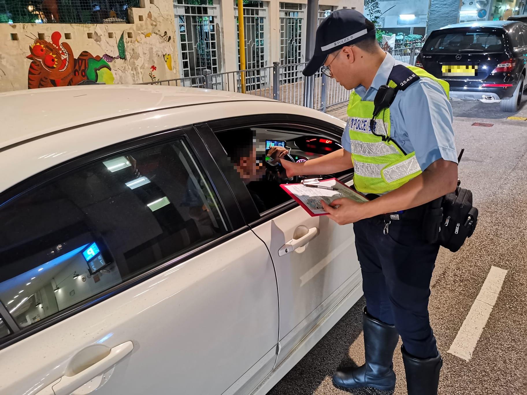 五一黃金周2023|警拘兩的士司機涉濫收車資 蘭桂坊去跑馬地索價300元收貴3倍