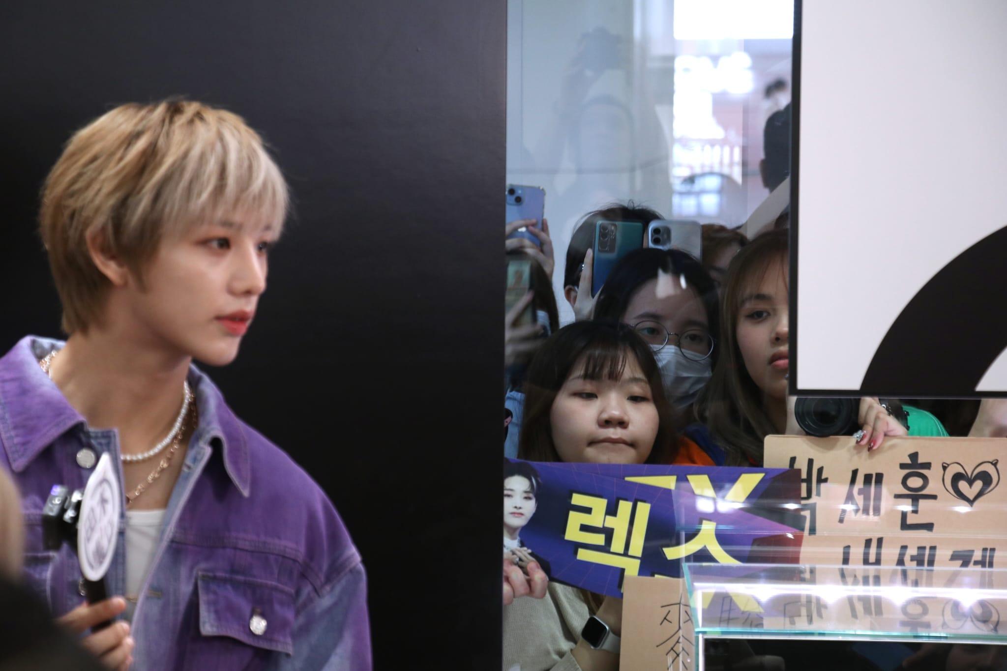 XODIAC香港成員SING吸引粉絲撐場。 (林俊源攝)