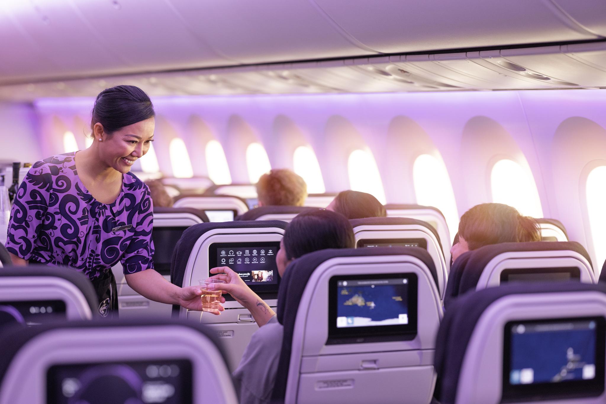 新西蘭航空同時推出超值機票優惠,由即日起至2023年5月29日,可以震撼價格港幣4,100元起。