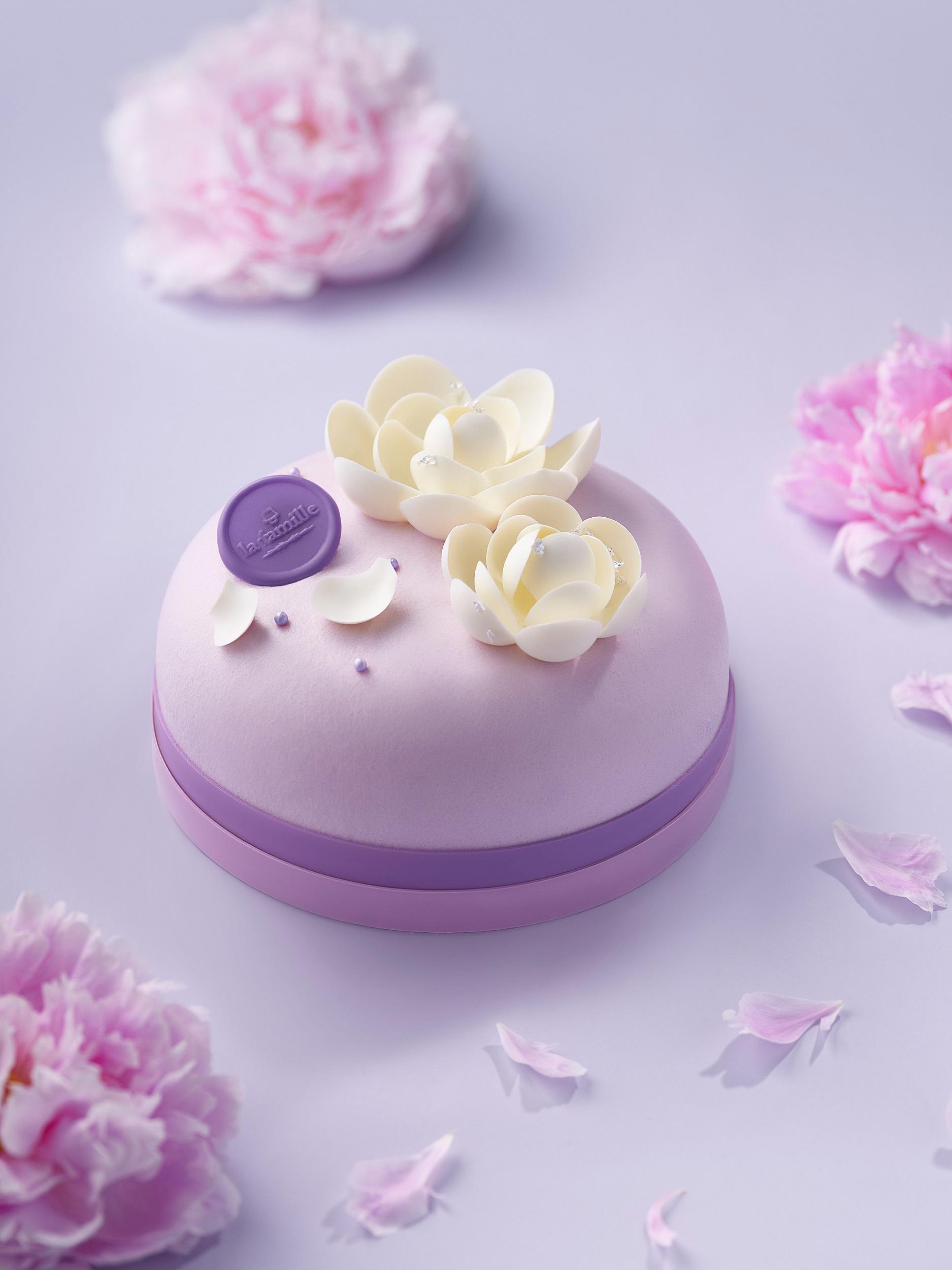 母親節蛋糕情報(持續更新)│Vive Cake Boutique優雅女神 / The Cakey霸氣女王 / Cova珠光寶氣 / Lucullus花間蝴蝶