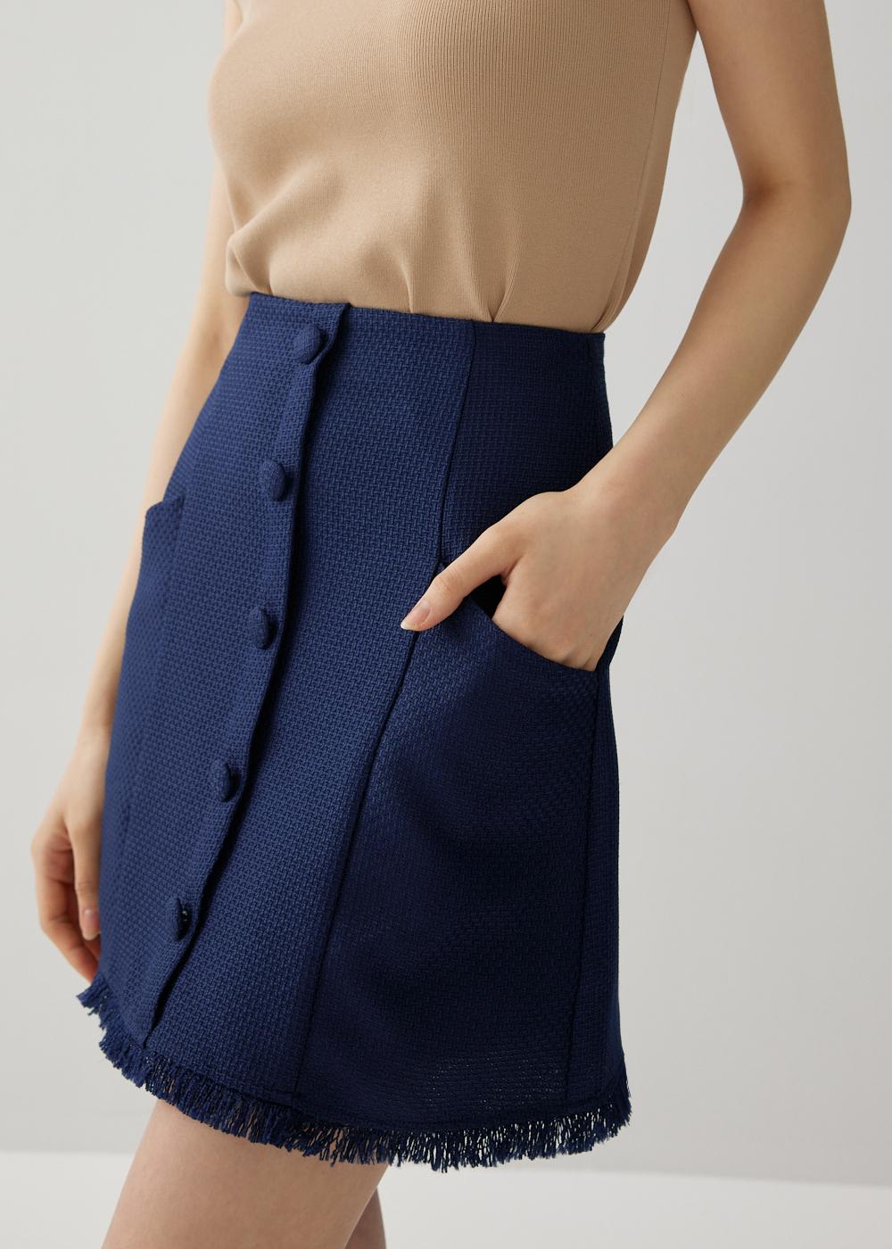 Maurie Tweed Front Button Skirt HK$177 (original HK$295)