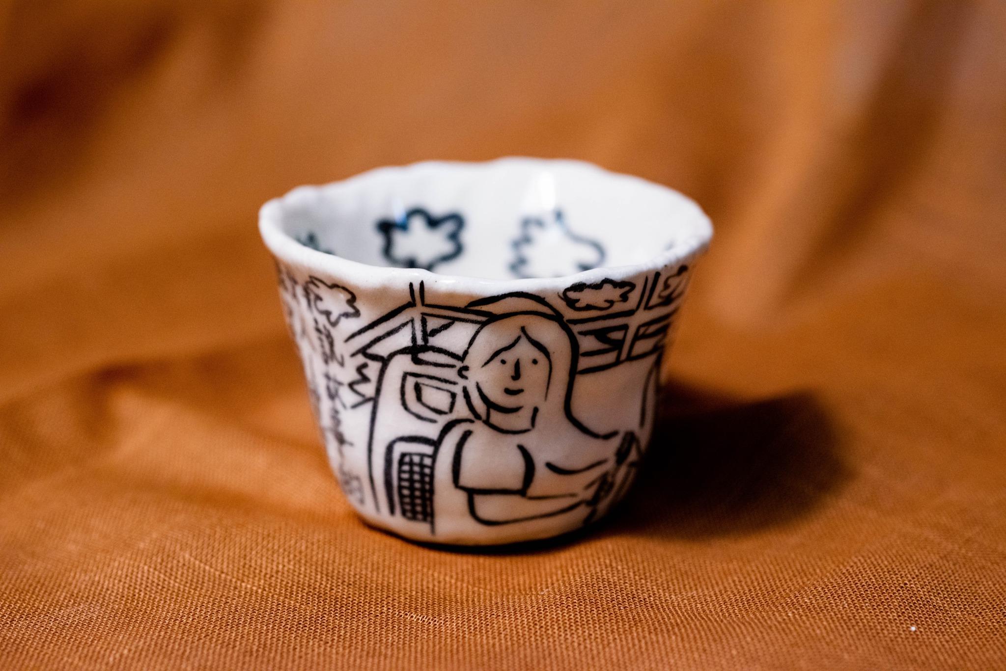 Moving Drawin 白瓷土手作陶瓷 - 馬克杯