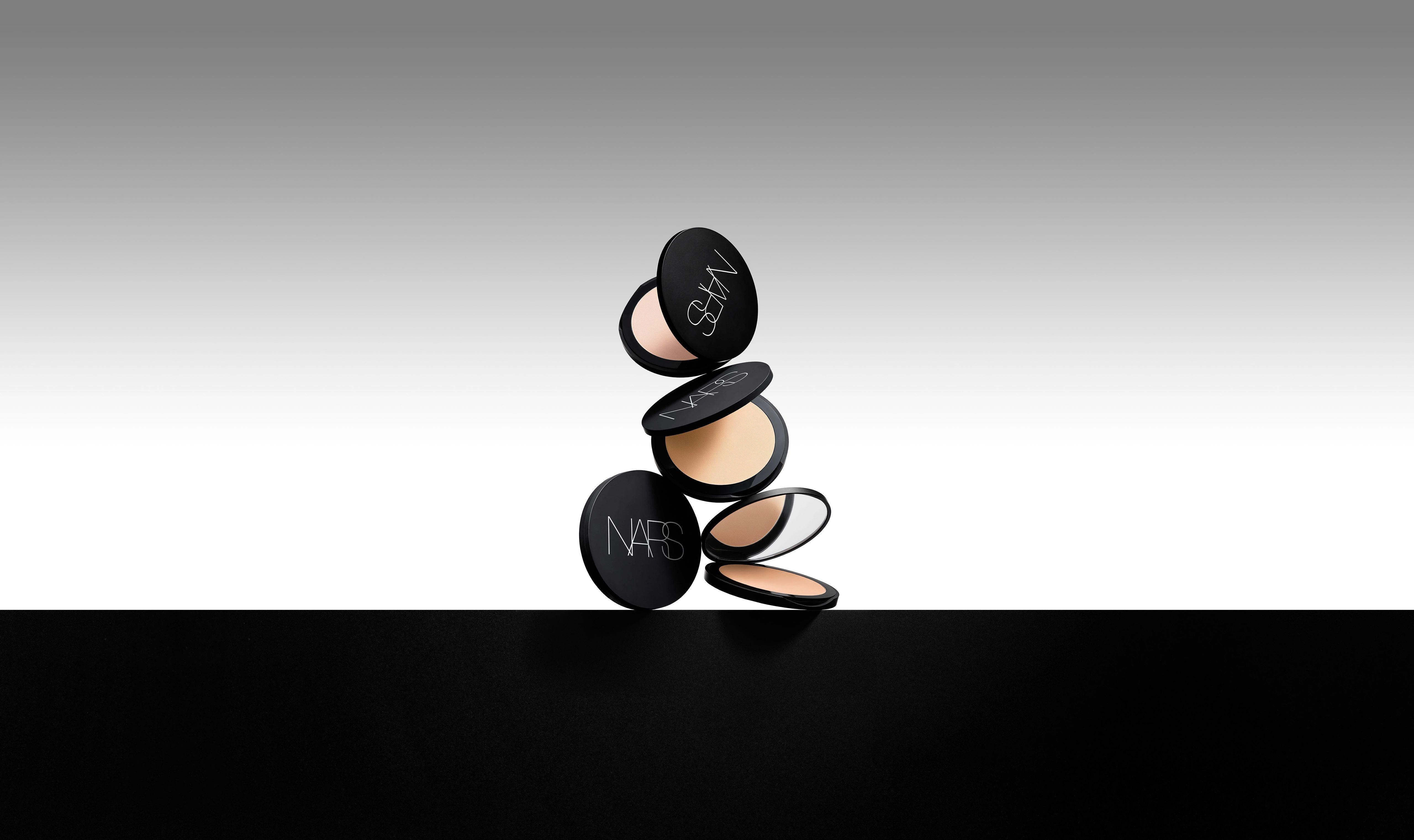 NARS Soft Matte Advanced Perfecting Powder柔霧完美粉餅