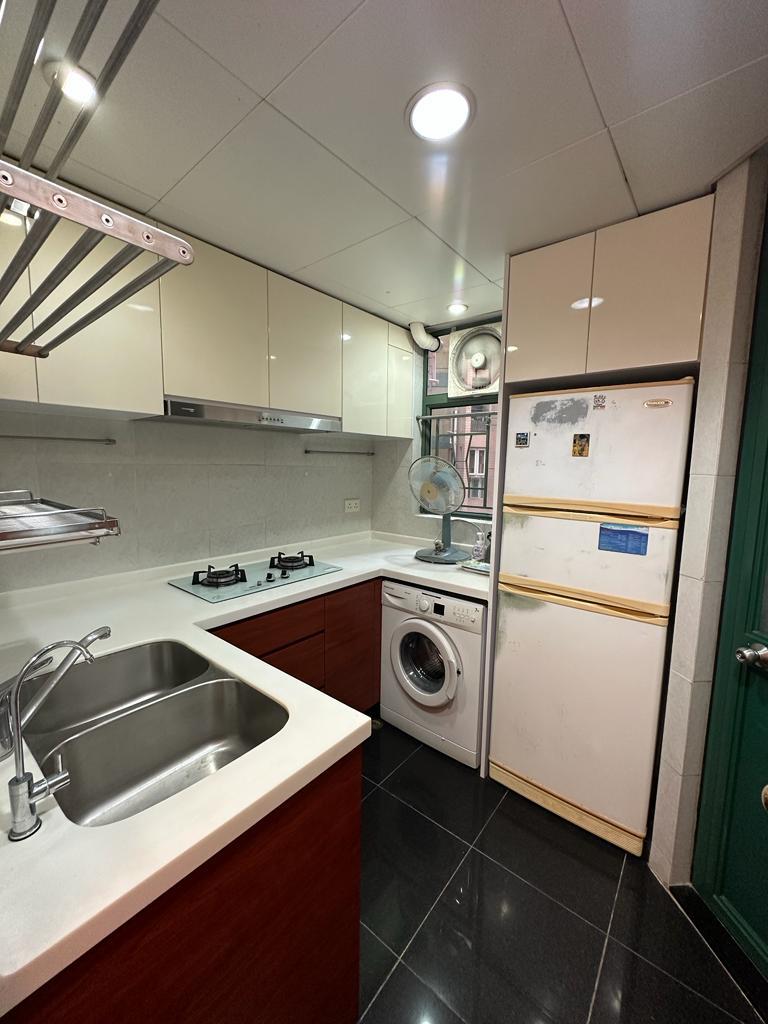 偌大的廚房十分實用,有齊基本入廚配套。(代理提供)