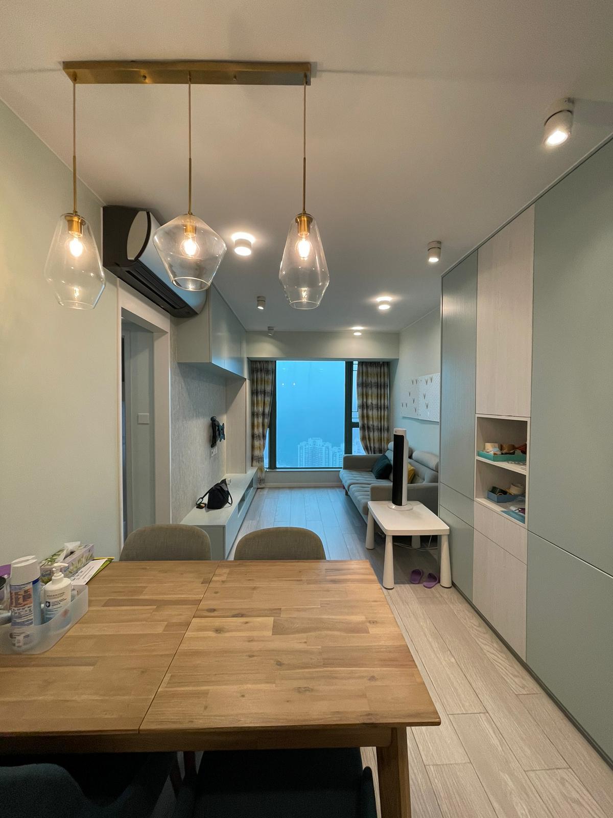 單位大廳設特色落地玻璃窗,配以實用的長方形開則,裝修簇新雅緻。(代理提供)