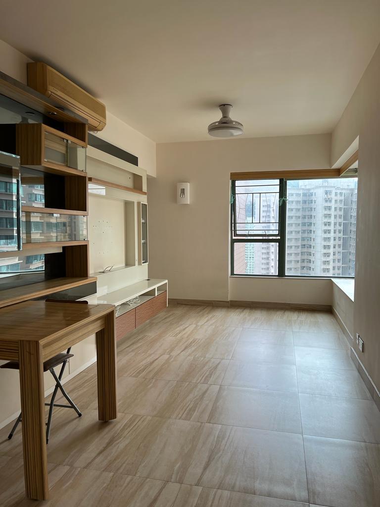 全屋裝修簇新,傢電亦新淨。(代理提供)