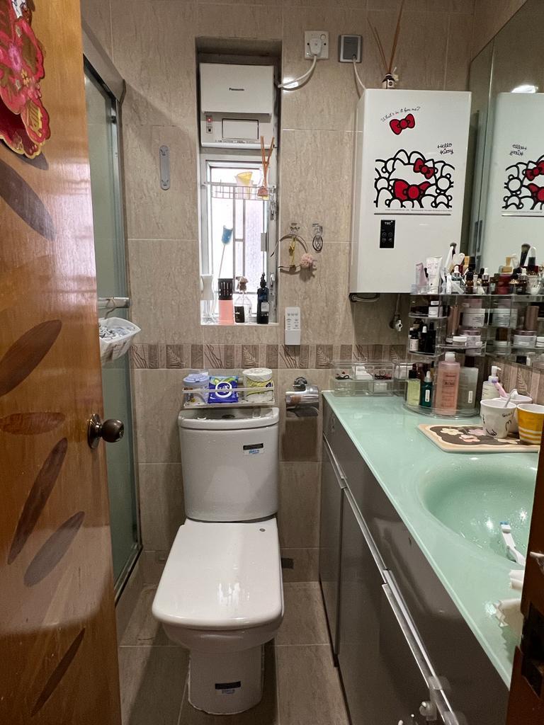 明廁浴室明亮企理。(代理提供)